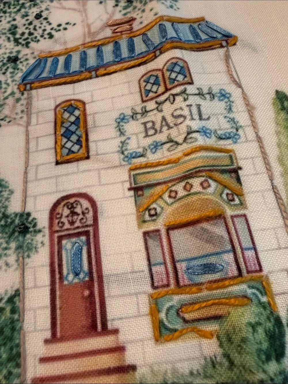 Lenox Spice Village Embroidered Centerpiece